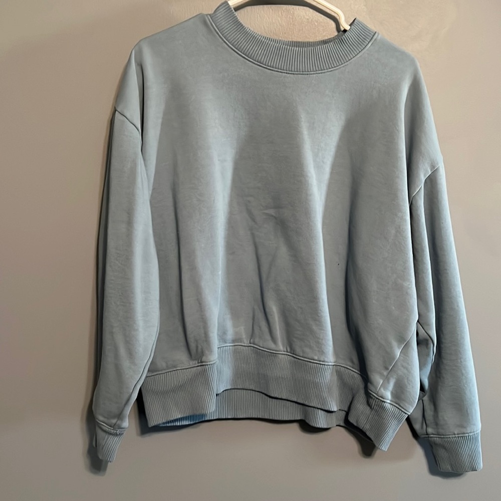 Blue crewneck